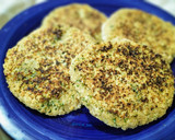 Foto del paso 7 de la receta: Panecillos de avena con ajo y perejil en sartén