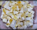 Foto del passaggio 2 della ricetta Trota alle Erbe Aromatiche con Insalata di Cedro