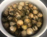 Foto del paso 1 de la receta: Berberechos al vapor