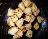 A picture of step 3 of Khattay Aloo chaat.