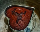 A picture of step 10 of Bounty cake with cream frosting (without oven).