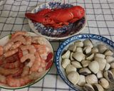 Foto del paso 2 de la receta Arroz jazmín con bogavante y mariscos