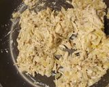 A picture of step 5 of Chicken mini pie.