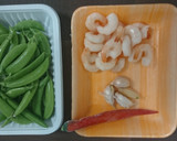 蝦仁炒碗豆(簡單料理)的食譜步驟1照片
