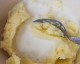 Foto langkah ke 6 dari resep Cream mashed potatoes.