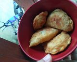 Foto langkah ke 3 dari resep Pastel isi no ribet no timbangan no telur no margarin.