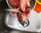 Foto del paso 3 de la receta: Boquerones al horno con pimientos de Padrón