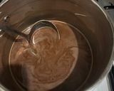 Foto langkah ke 2 dari resep Salty Dark Choco Iced.