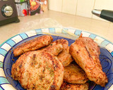 Foto langkah ke 3 dari resep Pork Chops Mushroom Sauce.