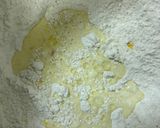 عکس مرحله 1 از دستور نان بریوش