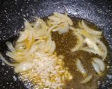 Foto langkah ke 2 dari resep Ayam Goreng Mentega.