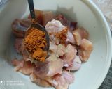 A picture of step 1 of Chicken pakoray.