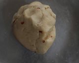 A picture of step 3 of Maggi Baked Pine Cone.