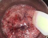 A picture of step 3 of Homemade red gel colour with beetroot.