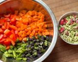 Hình bước làm 2 của món Tabouleh Couscous Rau Củ