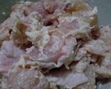 Foto langkah ke 2 dari resep Ayam Kubis Tumis Mayones.