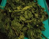 Foto langkah ke 1 dari resep Gulai daun singkong.
