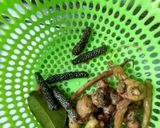 Foto langkah ke 2 dari resep Ceker mercon cabai jawa.