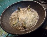 Foto langkah ke 3 dari resep Penyet Lele Goreng Gurih ala Mbak Diah.