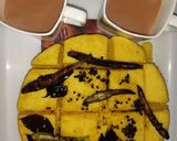 A picture of step 4 of Khaman dhoklo.