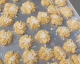 Foto langkah ke 5 dari resep Sagu keju ala basria.