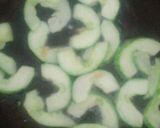 Hình bước làm 5 của món Thịt bò xào dưa chuột,