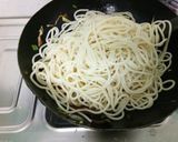 A picture of step 14 of Hakka noodles.