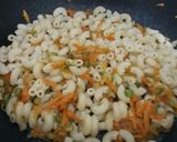 Foto langkah ke 5 dari resep Orak - arik macaroni.