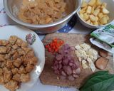 Foto langkah ke 1 dari resep Lodeh Tempe Kentang Cecek.