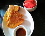 A picture of step 4 of Masala Chilla.