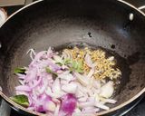 A picture of step 3 of Crispy Suran fry.