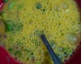 Foto langkah ke 3 dari resep Telur Dadar Pare.