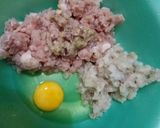 Foto langkah ke 1 dari resep Baso goreng ayam udang.