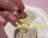 Foto del paso 2 de la receta: Scones de naranja con grosellas!!