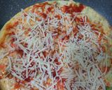 Foto langkah ke 4 dari resep Pizza telur veggie.