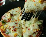 A picture of step 5 of Bhakhri pizza.