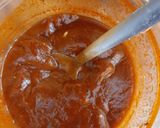 Foto del paso 3 de la receta: Tamales rojos de maseca