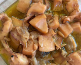 Foto del paso 8 de la receta: Sepia encebollada con piñones
