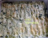 A picture of step 5 of Cannelloni with Spinach and Cheese Sauce.