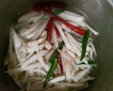 รูปขั้นตอนการทำที่ 1 ของ ซุปหน่อไม้ดอง