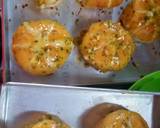 Korean Garlic Cheese Bread langkah memasak 3 foto