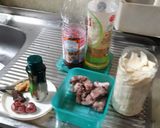 รูปขั้นตอนการทำที่ 1 ของ ต้มหน่อไม้ดองกับกระดูกหมู สูตรโบราณของแม่