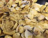 Foto del paso 7 de la receta: Almejas a la marinera