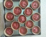 Foto langkah ke 4 dari resep Cup cake Red Velvet resep by tintinrayners.