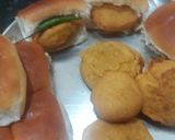 A picture of step 3 of Vada Pav.