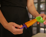 Foto del paso 3 de la receta: Paletas heladas de mango