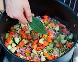 A picture of step 16 of Minestrone Soup.