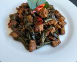 Foto langkah ke 5 dari resep Oseng Manis Tempe Kacang Panjang.
