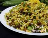 A picture of step 2 of Jhal Muri (Bengali Spicy Puffed Rice).