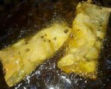 A picture of step 4 of Paneer papad rolls.